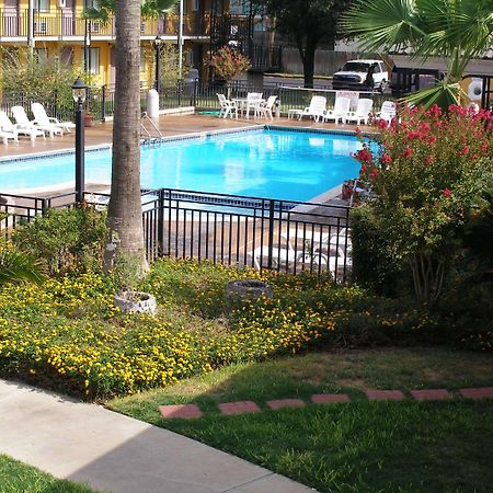Americas Best Value Inn Λαρέντο Ανέσεις φωτογραφία