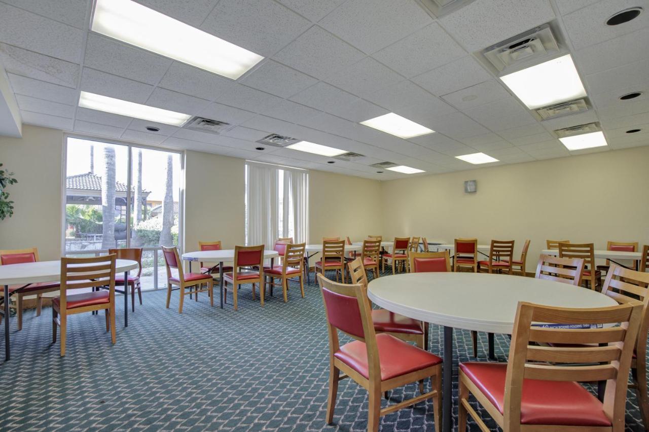 Americas Best Value Inn Λαρέντο Εξωτερικό φωτογραφία
