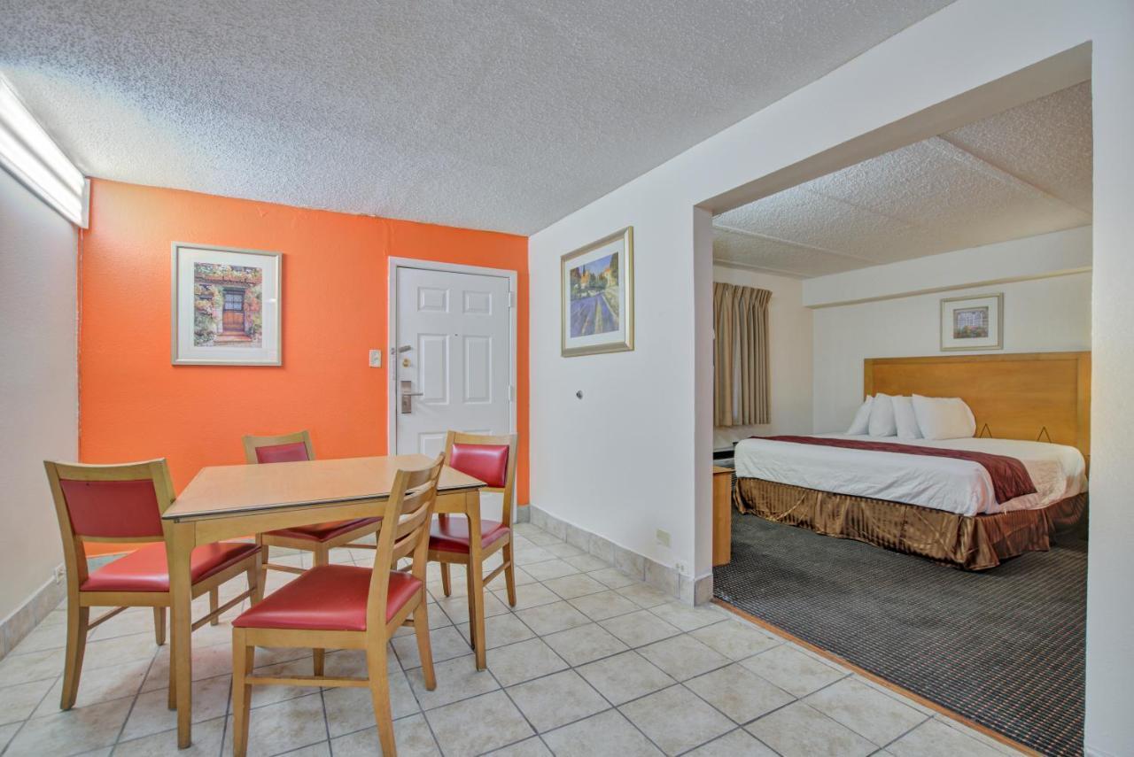 Americas Best Value Inn Λαρέντο Εξωτερικό φωτογραφία