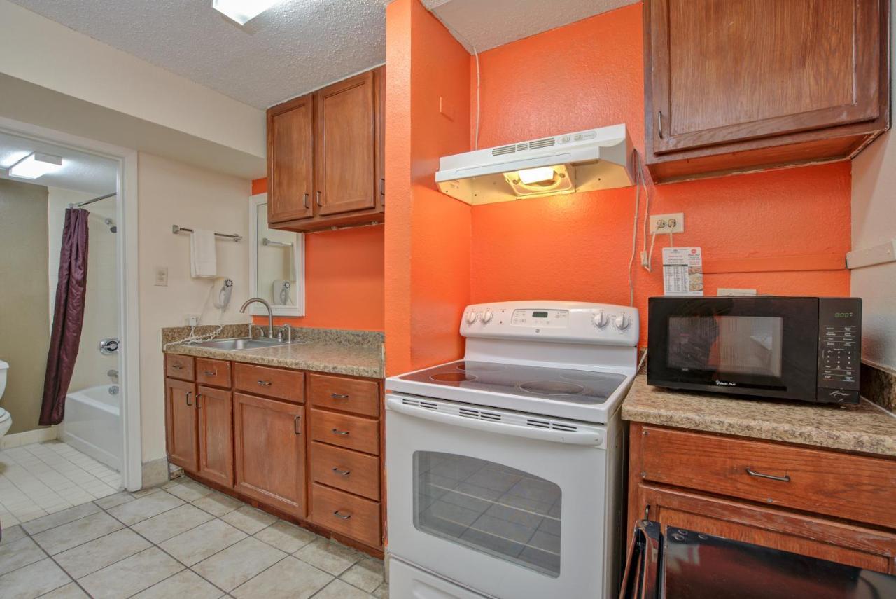 Americas Best Value Inn Λαρέντο Εξωτερικό φωτογραφία